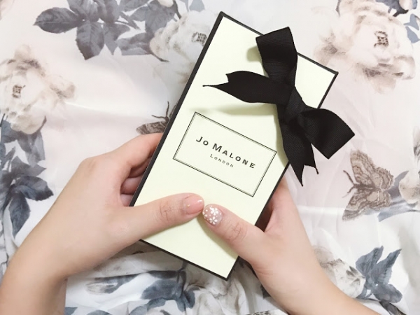 Jo Malone London ~  Nectarine Blossom & Honey Review By Zanne Xanne